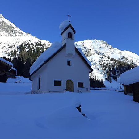 Bed and Breakfast Haus Mesner Innervillgraten Exterior foto